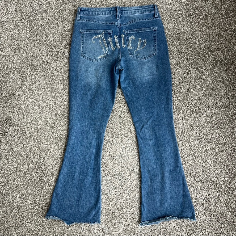 Juicy Couture Rhinestone Butt Medium Wash Flare Jeans, Size‎ 28